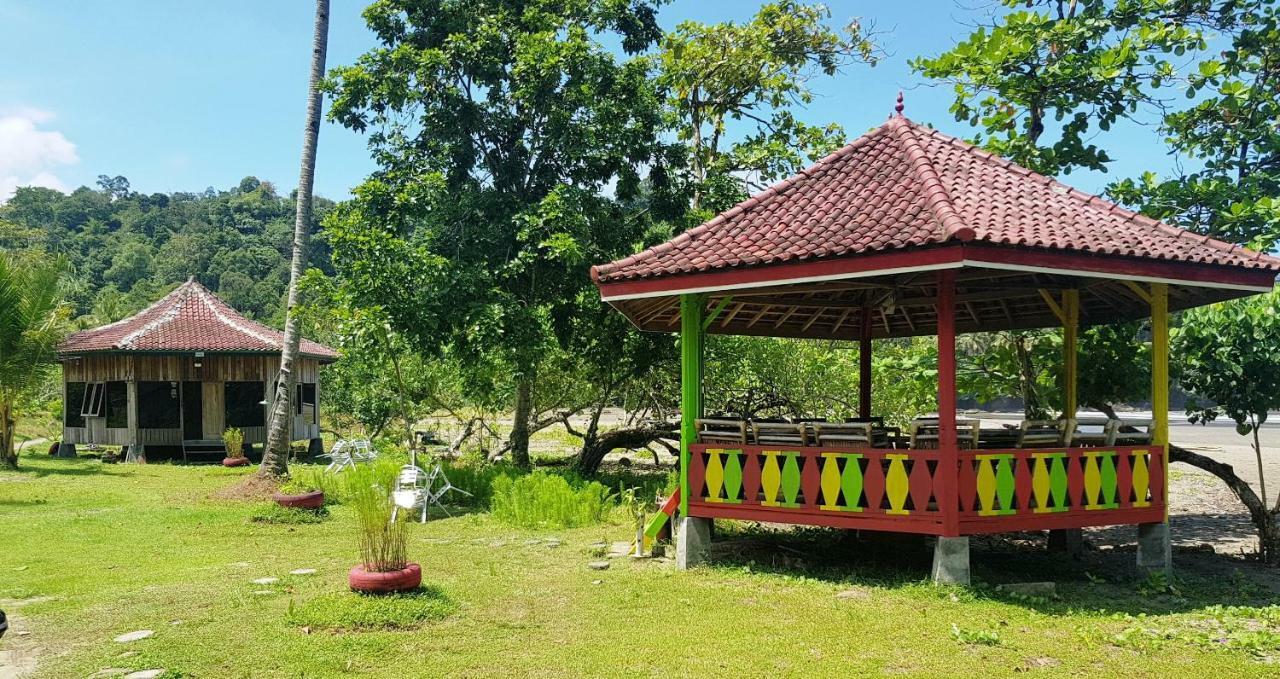 Revive Lampung Krui King Resort Extérieur photo